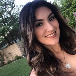 Meet your Posher, Mariela